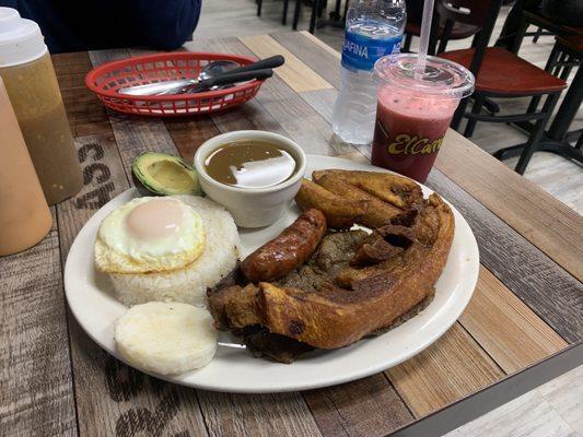 Bandeja paisa.