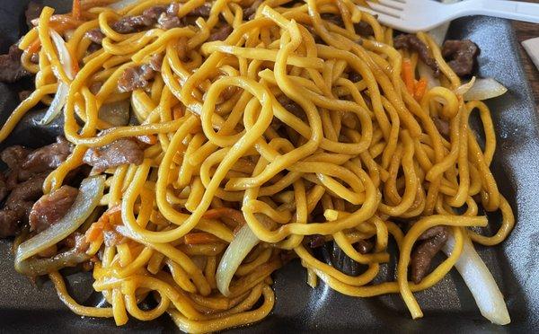 Beef Lo Mein (small)