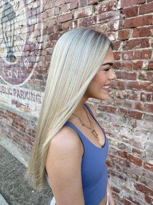 Icy blonde Hair by Pia