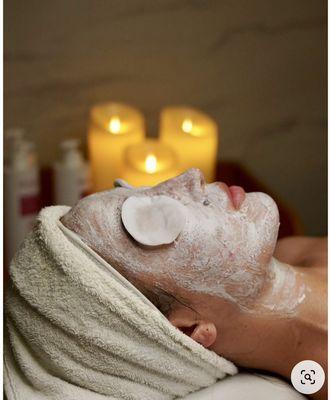 Deep facial treatment