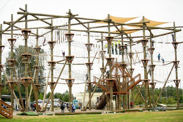 60 Obstacle Challenge Course with 3 Ziplines