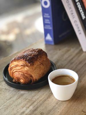 Espresso & Pain au Chocolat