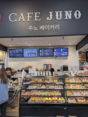 Juno Bakery & Cafe