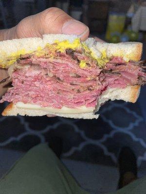 This half corn beef half pastrami is superb. it's like heaven on earth!!