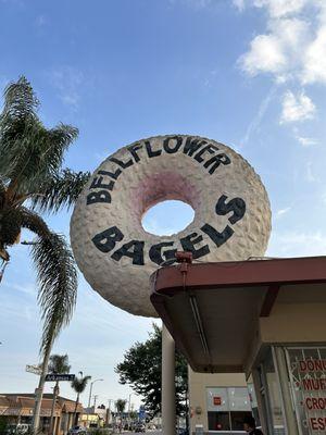 Bellflower Bagels & Java