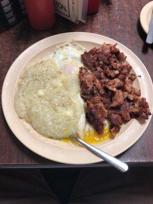 2 eggs, corn beef hash and grits!