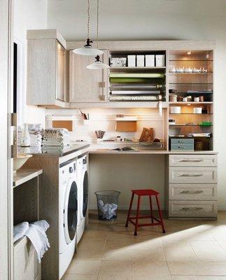 Custom Reach In Closets and Laundry Room Storage - California Closets Ft. Lauderdale, FL