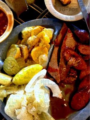 2 meat 2 veggie small   Sliced beef, hot link.         Cabbage and squash