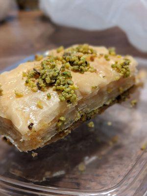 Pistachio flaky yummy baklava!