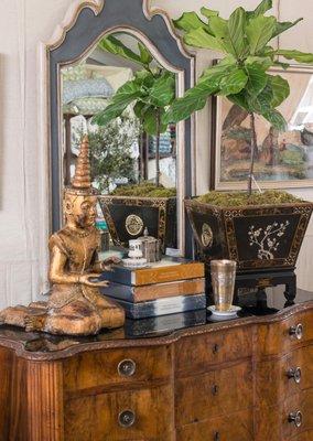 Upper Kirby Consignment items on display at Arbors Antique Show 2018