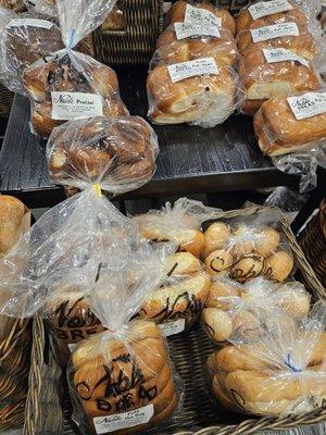 Noble Bread varieties