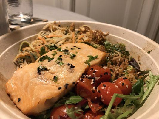 Honey Ginger Salmon Bowl ($15)