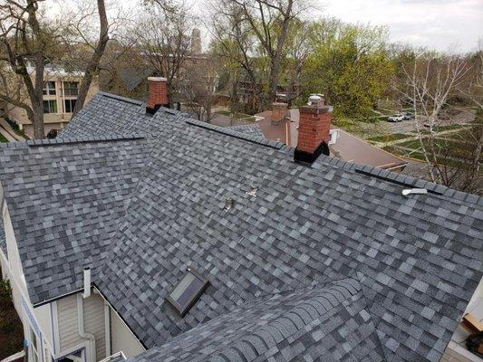 Completed roof in Oak Park, Illinois.

Owens Corning TruDefinition Duration Designer color Pacific Wave.