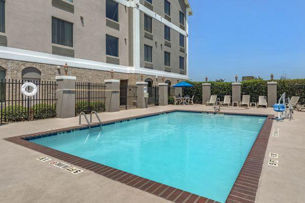 Sparkling Outdoor Seasonal Pool