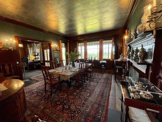 Dining room with VIEWS