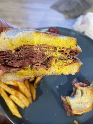 Central Park Deli - Troy