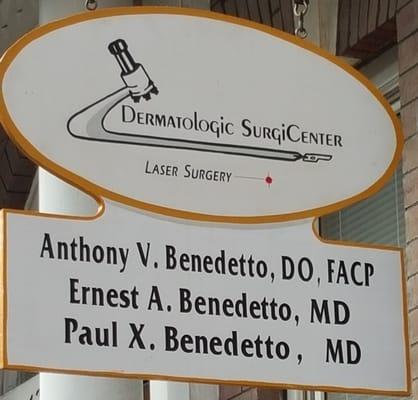 LASER, SURGICAL & COSMETIC DERMATOLOGY