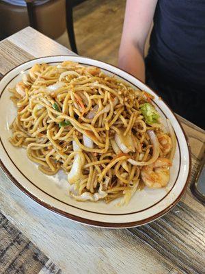 Shrimp Chow Mein