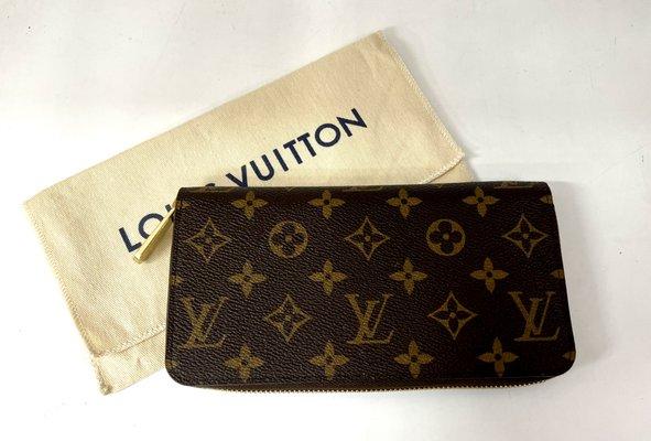 LV wallet