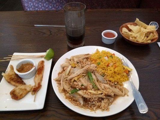 Chicken pad thai w/fried rice and chicken satay appetizer