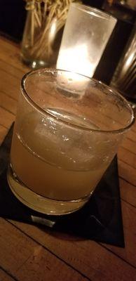 Penicillin: bank note scotch, laphroaig, ginger syrup, honey & lemon ($10)