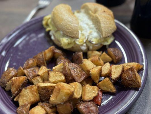 Bacon egg and cheese bagel