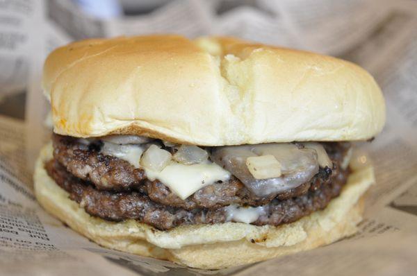 Philly Burger - White american cheese, grilled onions and mushrooms