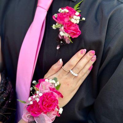 Mini rose Corsage and boutonnière to match