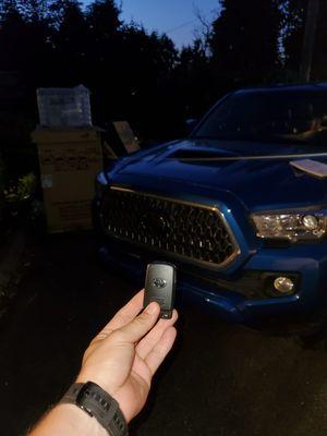 Toyota Tacoma car key replacement