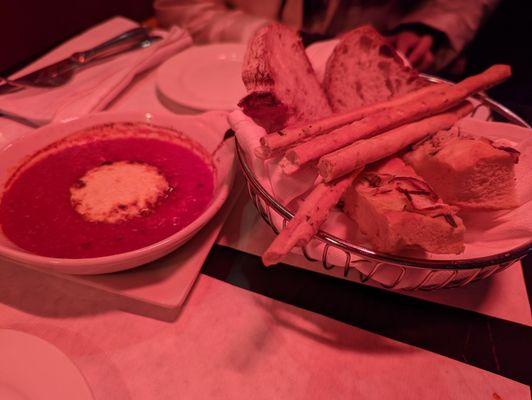 Complimentary bread basket and marinara sauce