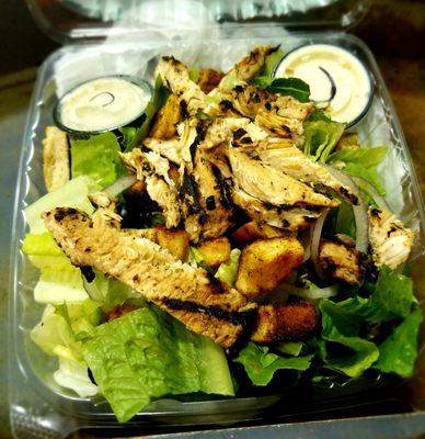 Grilled Chicken Ceaser Salad Awesome flavor