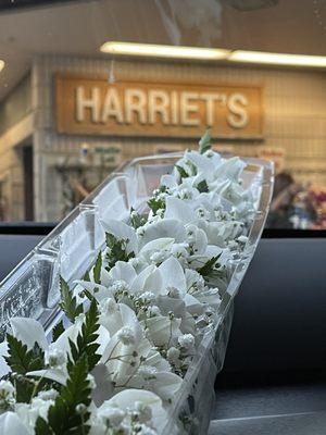 White haku - Carnation & orchid flowers