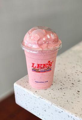 Free birthday drink redeemed with Lee's app - strawberry smoothie