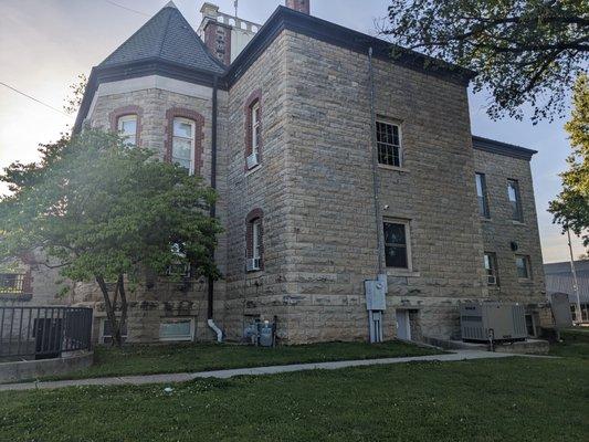 Marion County Courthouse, Yellville