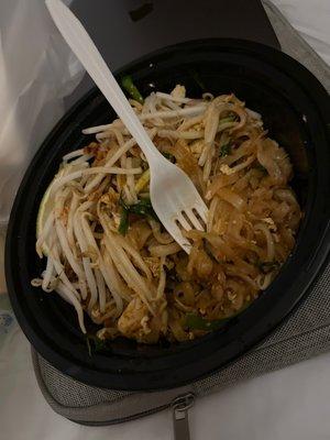 Chicken pad Thai