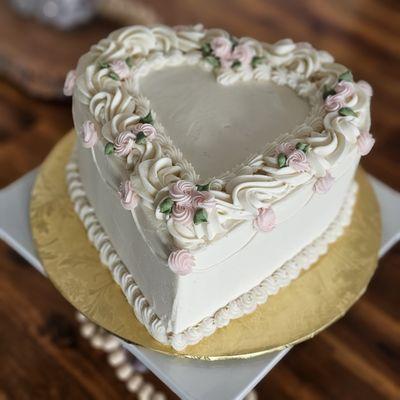 Elegant pink heart cake