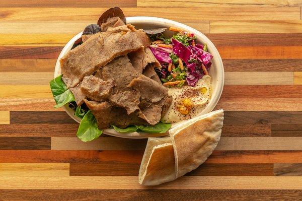 Gyro Bowl with Kale-Slaw & Classic hummus