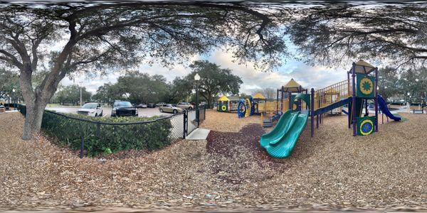 Playground 360°