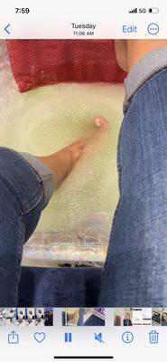 My feet in aloe jelly was amazing !