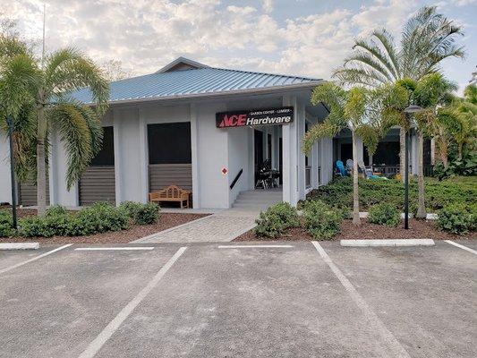 Forever Green Ace Hardware is located at 2025 Periwinkle Way, Sanibel, FL 33957