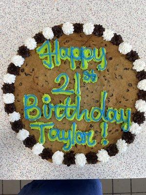 Amazing cookie cake