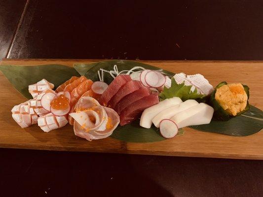 Chef choice of sashimi combination