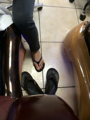 Getting a pedi!