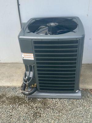 New Goodman condensing unit.