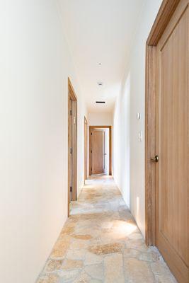 Beautiful travertine flagstone flooring