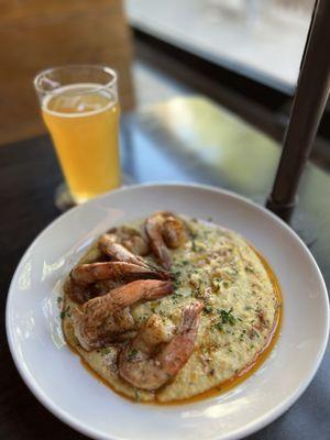 Shrimp and grits special.