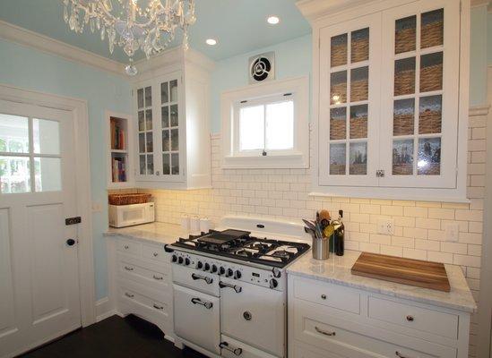 Aga range and cabinets