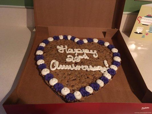 Disappointed in the writing on the cookie, the word Anniversary is barely legible. Not sure I'll use them again.