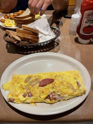 Omelette with Cheese and Pork Roll