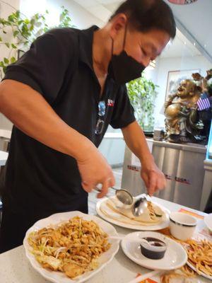 Preparation of Mu Shu Chicken